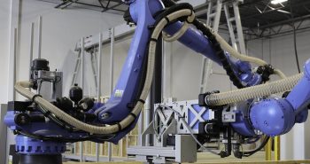 AI-driven robots arms