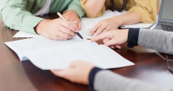 Canadians not negotiating their renewal rates